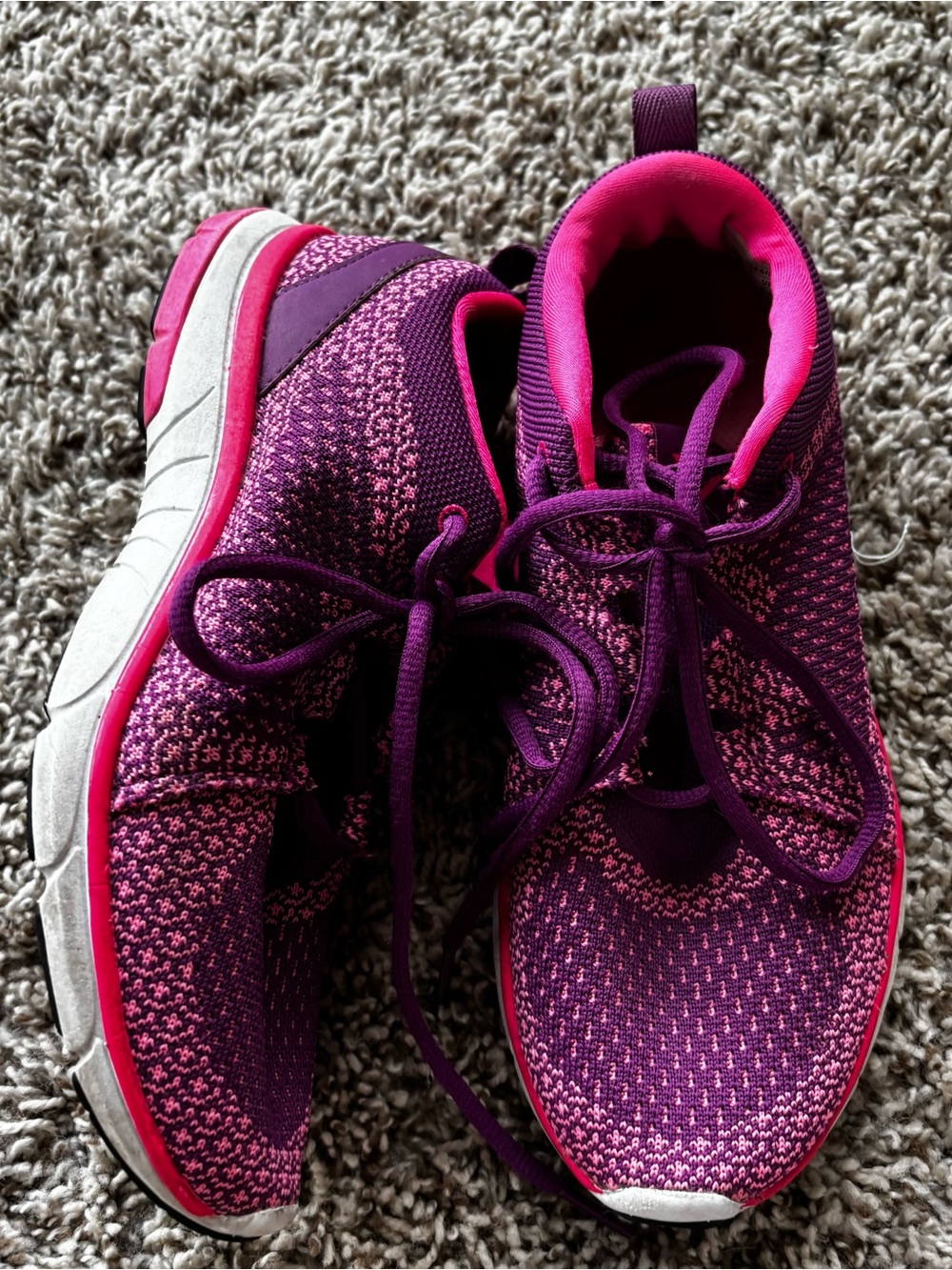 Vionic Purple and Pink Knit pink Athletic Sneakers women 7.5